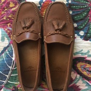 Size 10.5 brown Dockers. Lightly worn.